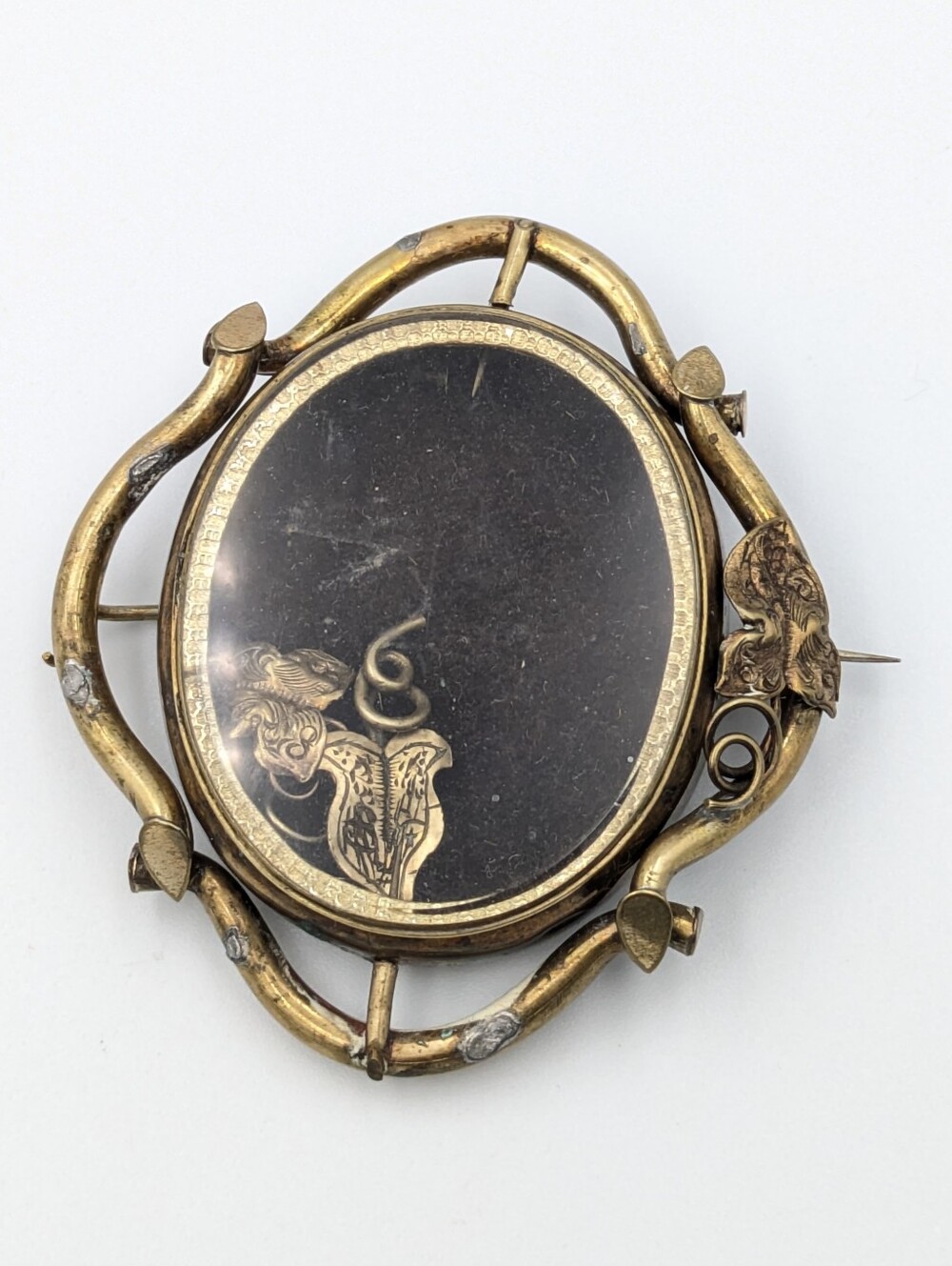 Antique Victorian era glass swivel mourning brooch pin READ